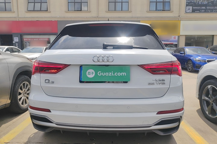 Audi Q3 2023 #6 Audi Q3 2023 car image #6