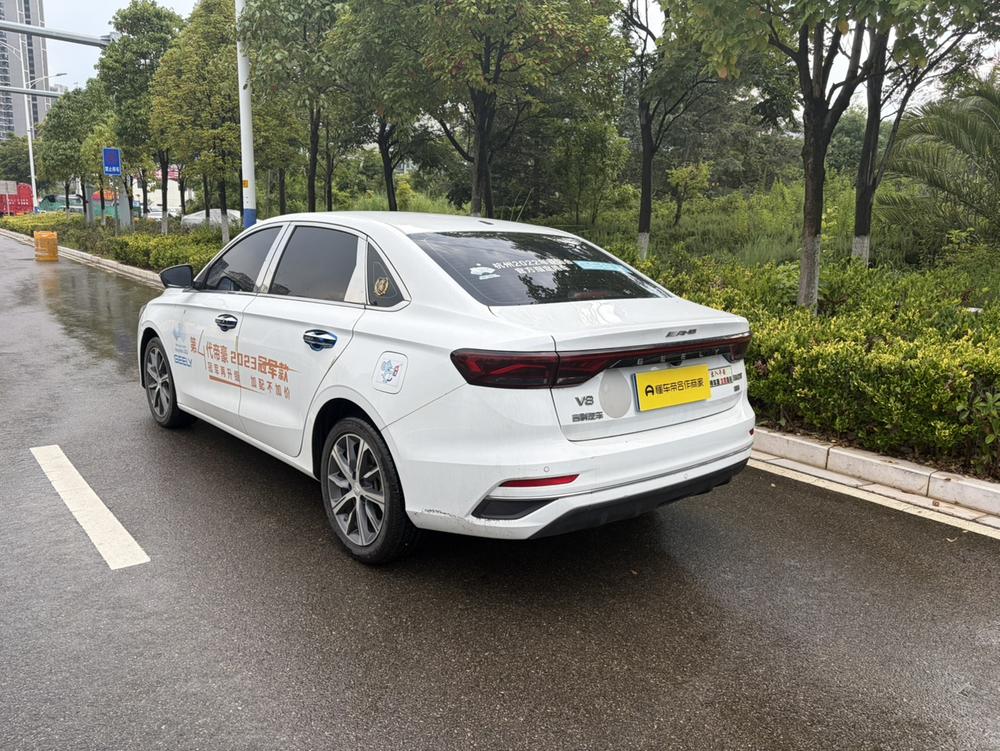 GEELY Emgrand 2023 #5 GEELY Emgrand 2023 car image #5