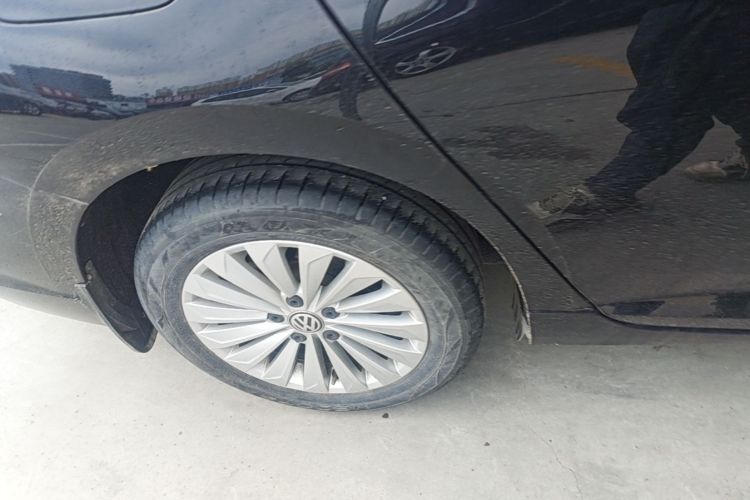 Volkswagen Lavida 2018 car image #10