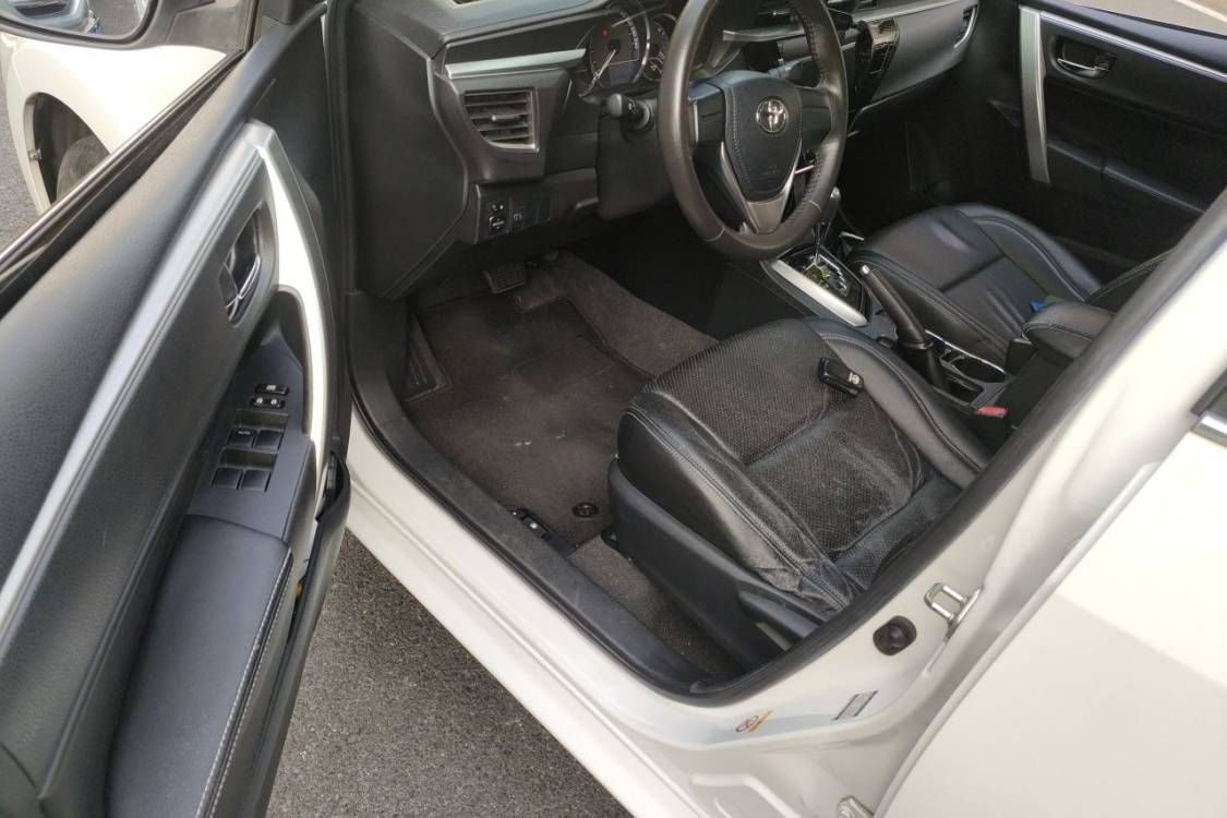 Toyota Corolla 2015 car image #23