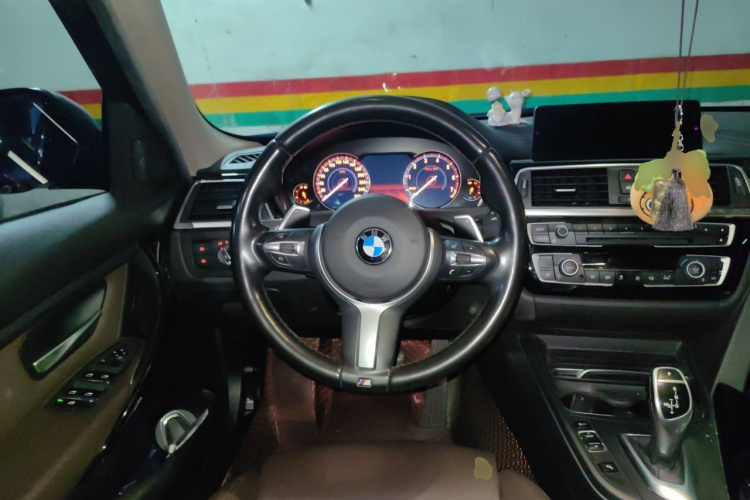 BMW 3 Series 2018 #11 BMW 3 Series 2018 car image #11