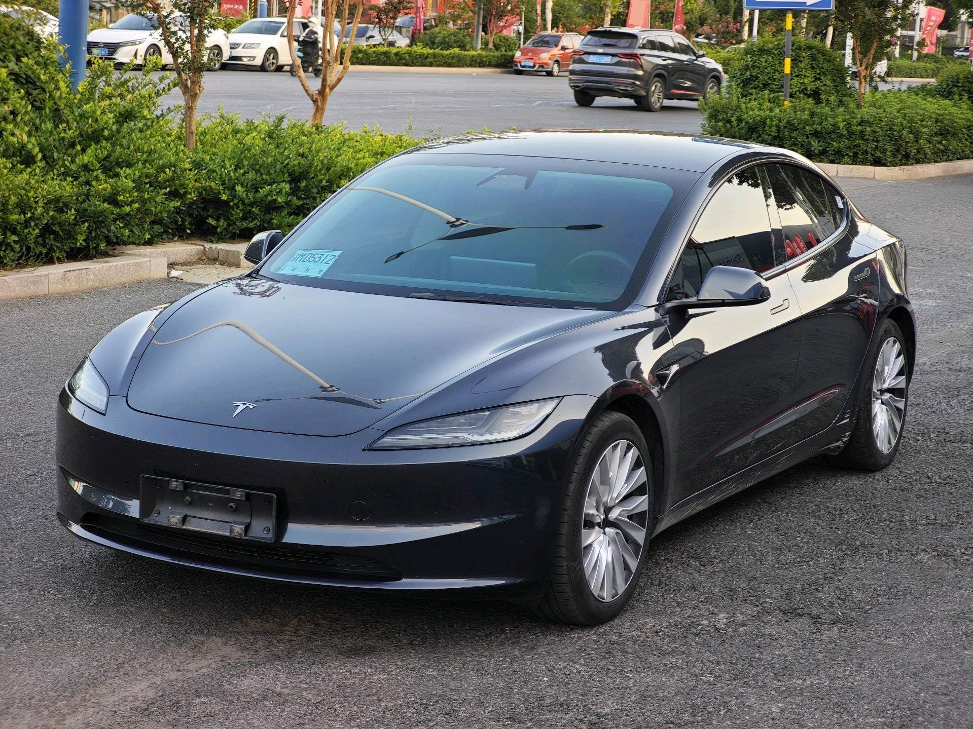 Tesla Model 3 2024 car image 