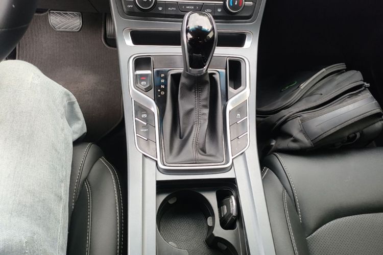 GEELY Emgrand 2020 car image #14
