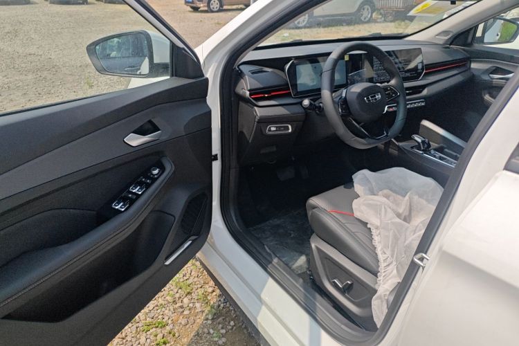 吉利汽车 缤瑞 2026 汽车图片 #16