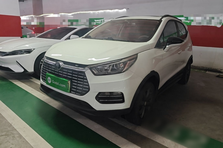 BYD Yuan New Energy 2019 #2 BYD Yuan New Energy 2019 car image #2