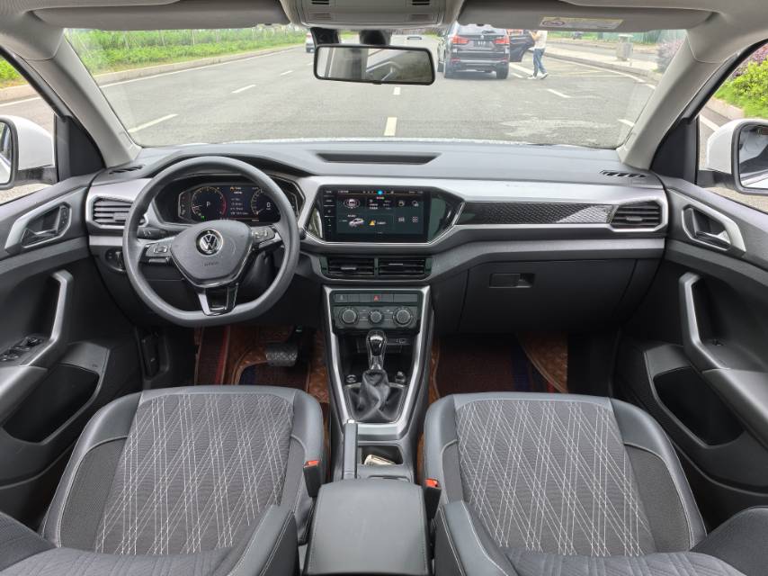 Volkswagen T-Cross 2024 imagem de carro #7