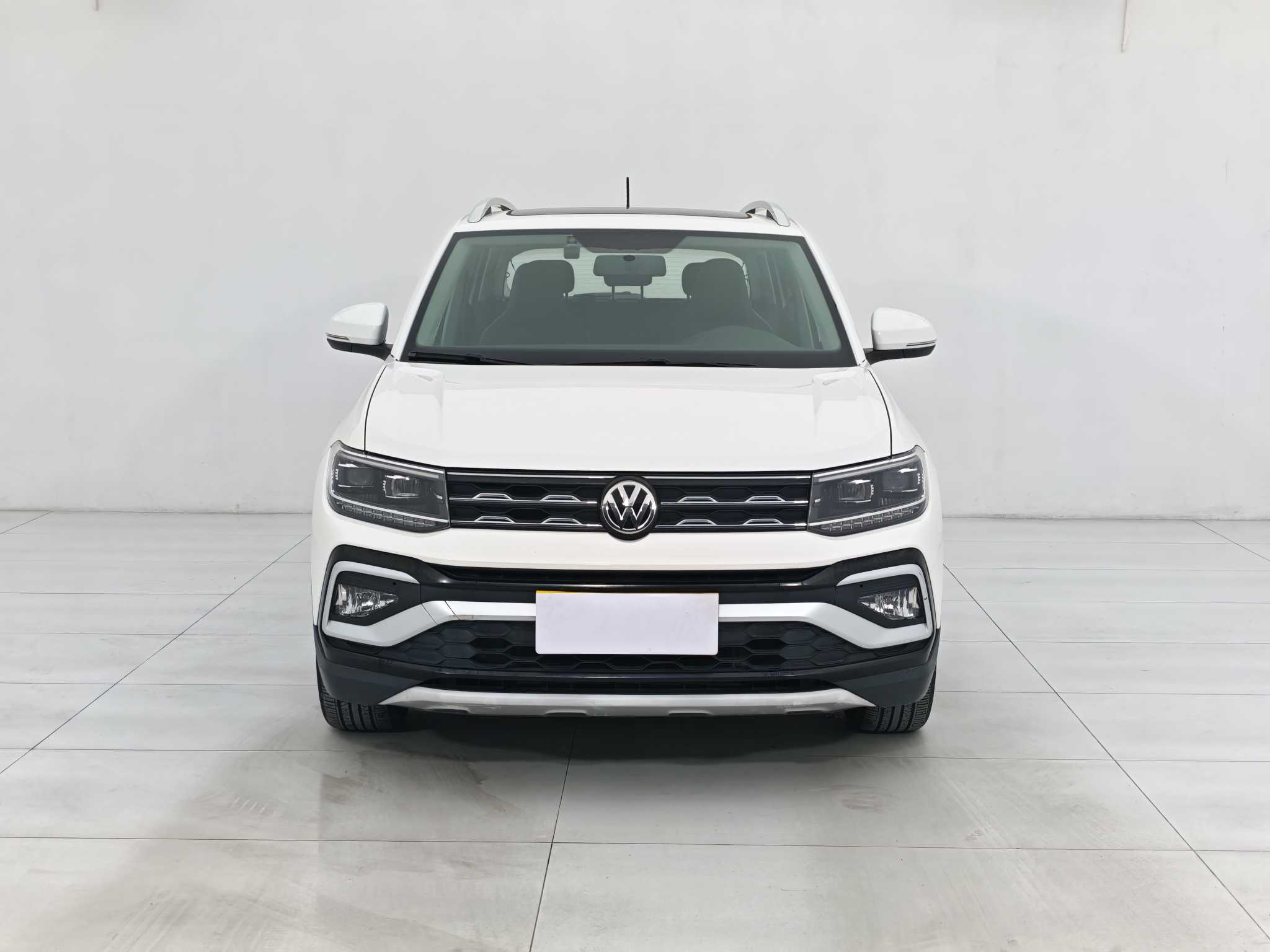 Volkswagen T-Cross 2020 car image #3