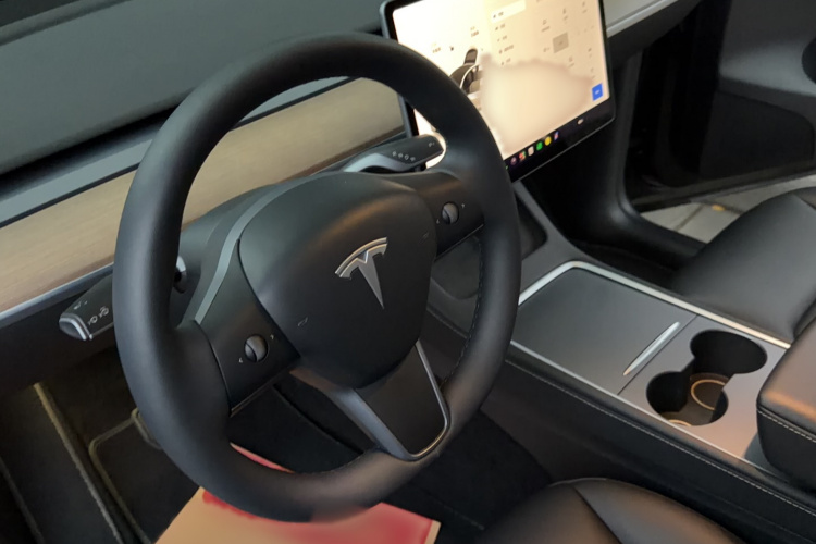 Tesla Model Y 2021 #12 Tesla Model Y 2021 immagine di auto #12