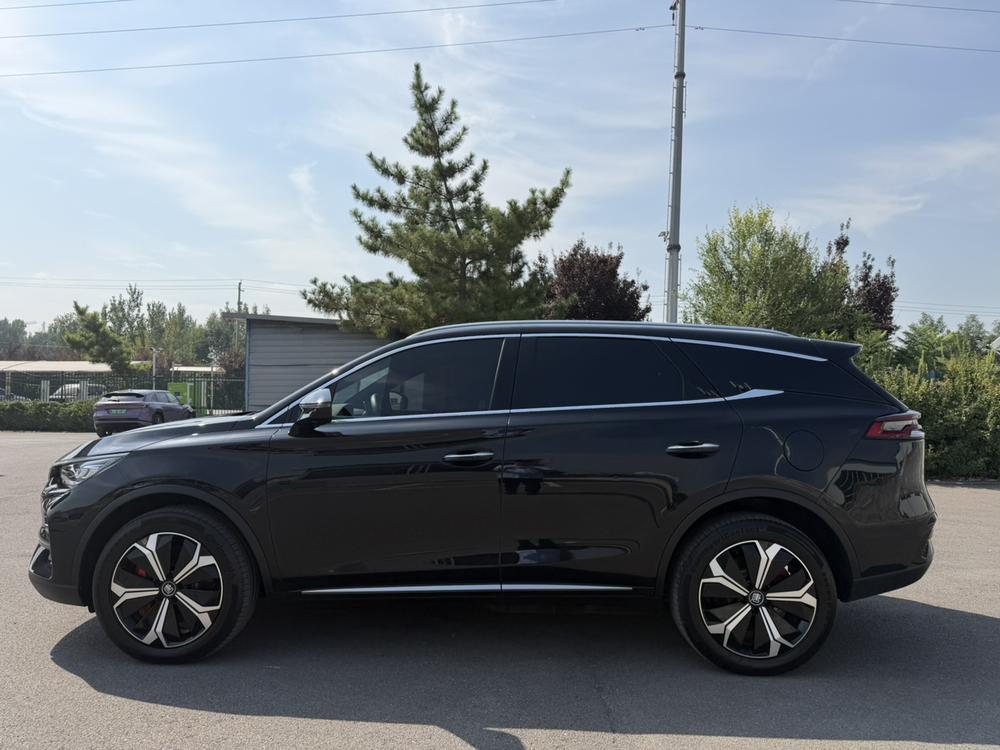 BYD Tang New Energy 2022 #4 BYD Tang New Energy 2022 صورة سيارة #4