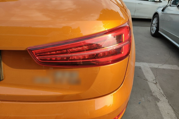 Audi Q3 2017 #8 Audi Q3 2017 car image #8