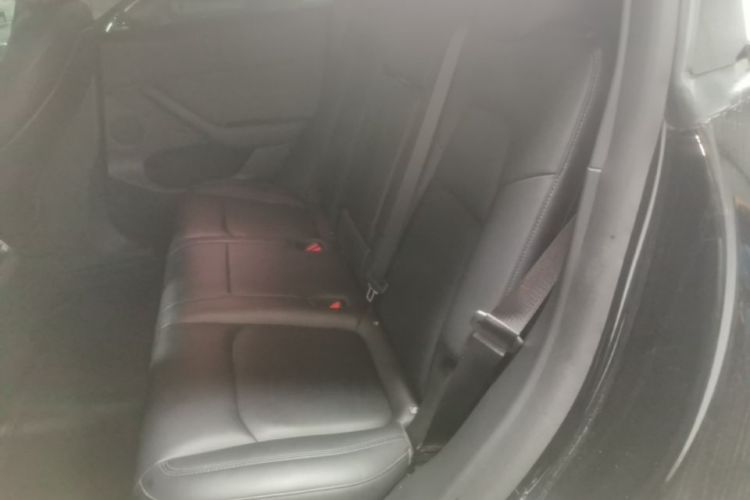 Tesla Model Y 2021 car image #17