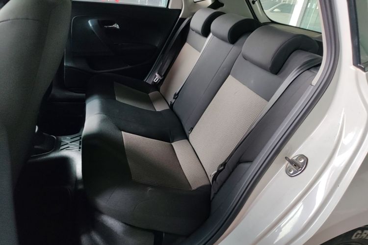 Volkswagen Polo 2019 #17 Volkswagen Polo 2019 car image #17
