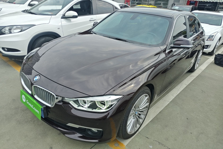 BMW 3 Series 2018 #2 BMW 3 Series 2018 car image #2