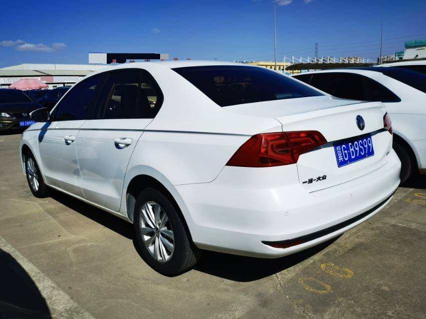 Volkswagen Bora 2016 image de voiture #9