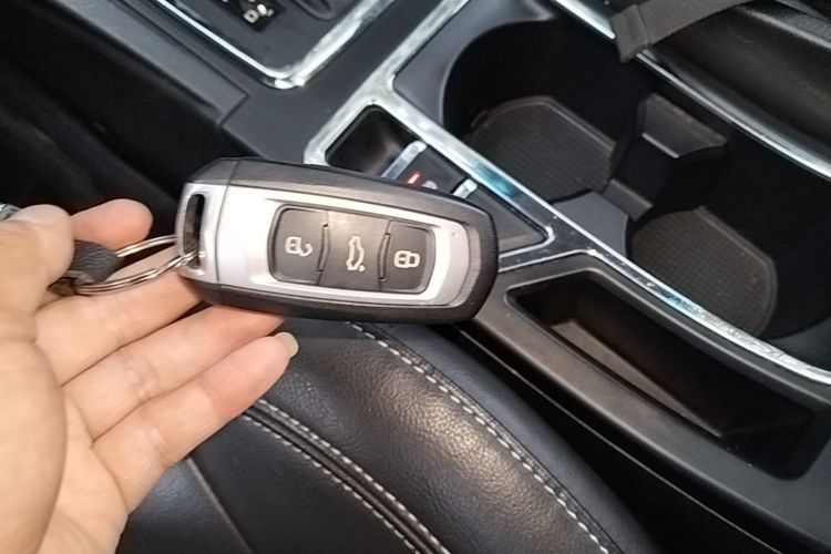 GEELY Emgrand 2017 #9 GEELY Emgrand 2017 car image #9