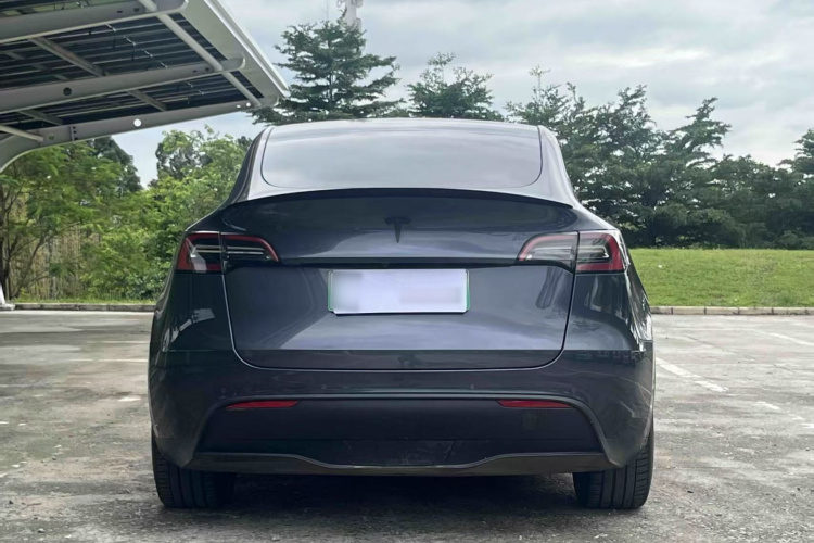 Tesla Model Y 2023 #6 Tesla Model Y 2023 immagine di auto #6