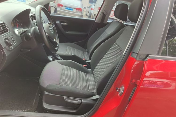 Volkswagen Polo 2016 #15 Volkswagen Polo 2016 car image #15