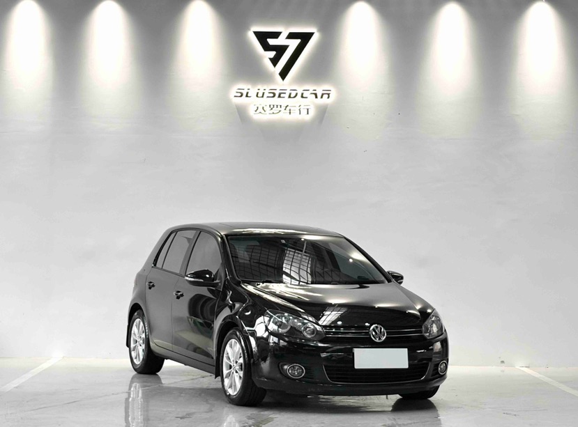 Volkswagen Golf 2012 car image #3