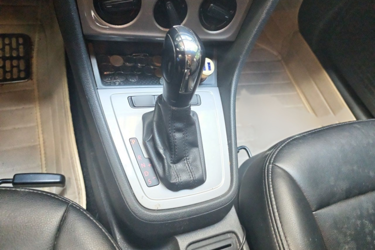 Volkswagen Lavida 2014 car image #18
