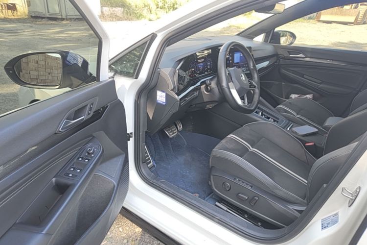 Volkswagen Golf 2022 #16 Volkswagen Golf 2022 car image #16