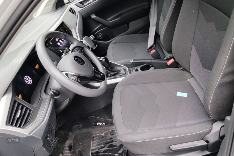Volkswagen Polo 2024 car image #17