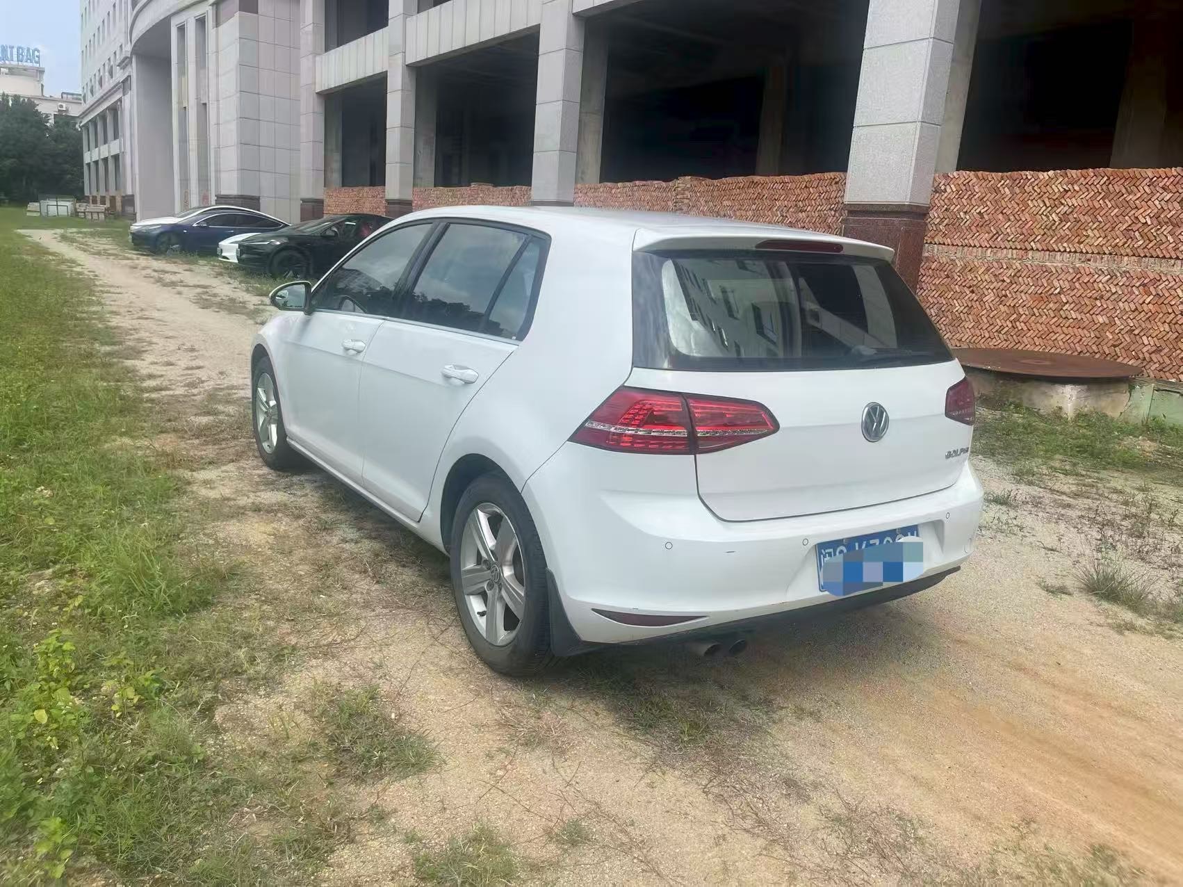 Volkswagen Golf 2015 car image #11