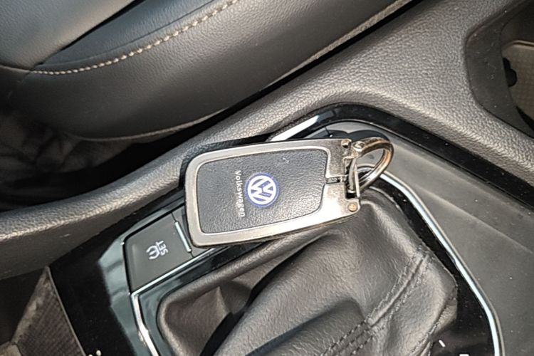 Volkswagen Tharu 2021 #9 Volkswagen Tharu 2021 car image #9