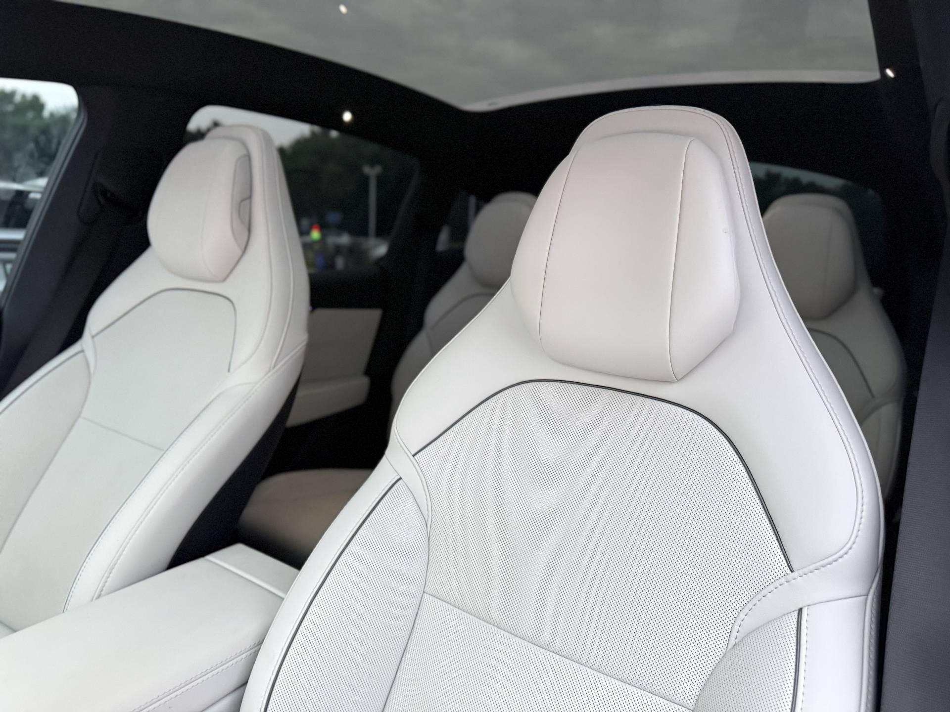 Tesla Model Y L 2026 #6 Tesla Model Y L 2026 immagine di auto #6