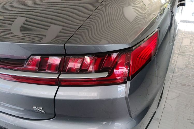BYD Han 2022 #8 BYD Han 2022 car image #8