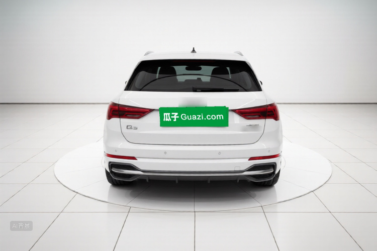 Audi Q3 2021 car image #6