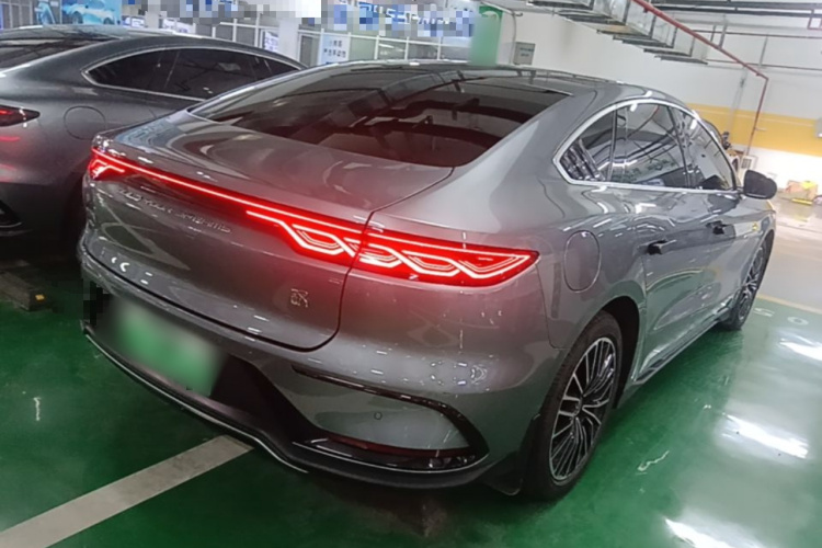BYD Han 2023 car image #7