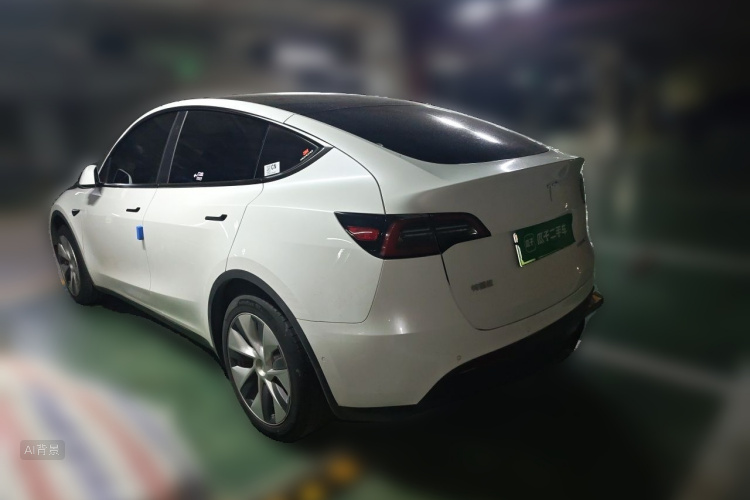 Tesla Model Y 2023 #5 Tesla Model Y 2023 car image #5