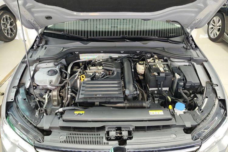 Volkswagen Golf 2023 #20 Volkswagen Golf 2023 car image #20