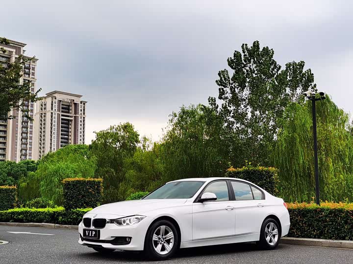 BMW 3 Series 2014 car image 