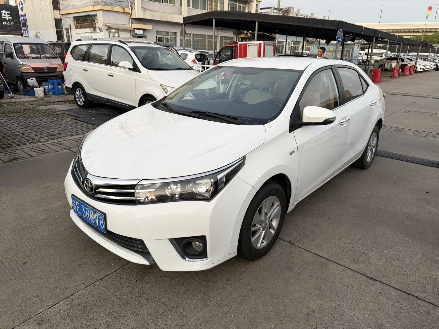 Toyota Corolla 2015 Toyota Corolla 2015 immagine di auto