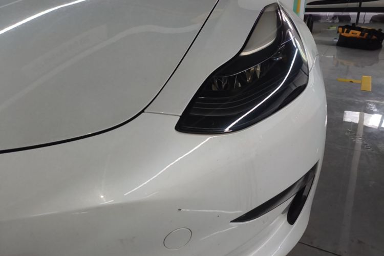Tesla Model 3 2021 car image #23