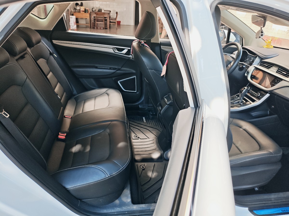 GEELY Emgrand GS 2019 #2 GEELY Emgrand GS 2019 صورة سيارة #2