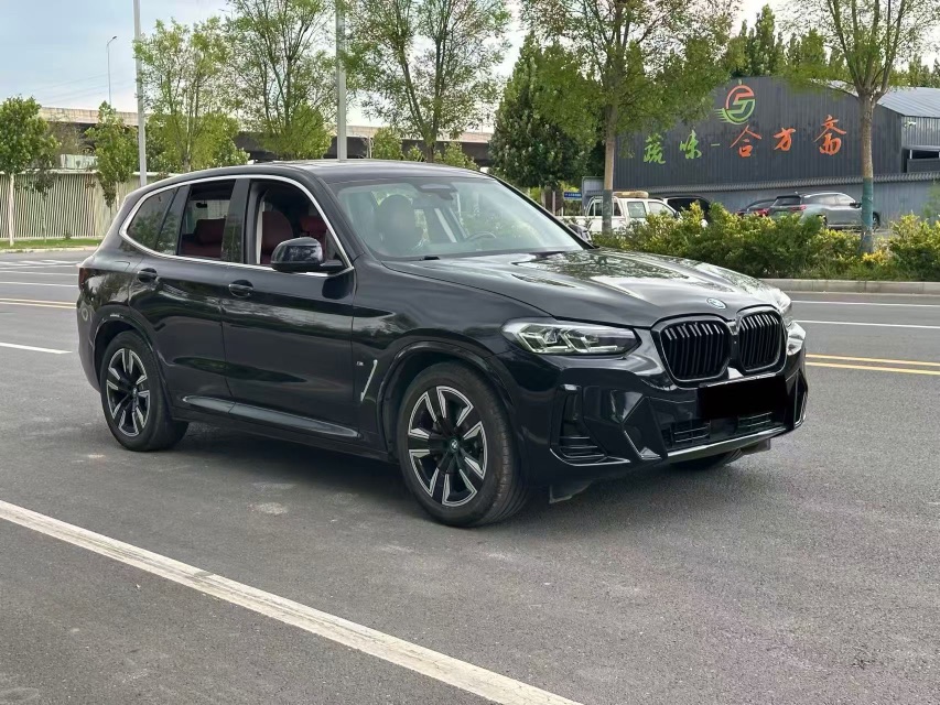 BMW iX3 2023 car image #3