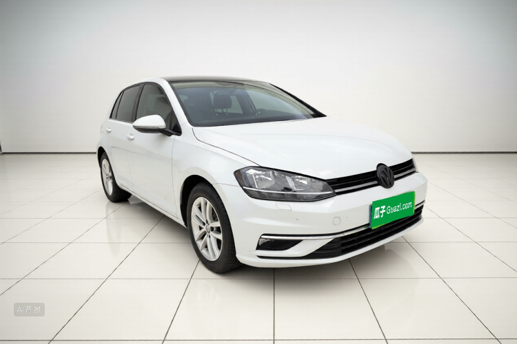 Volkswagen Golf 2019 car image #4