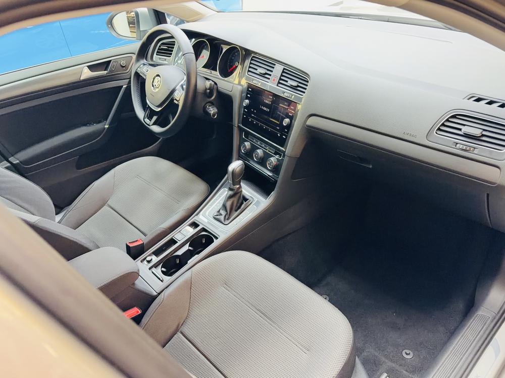Volkswagen Golf (Imported) 2019 car image #13