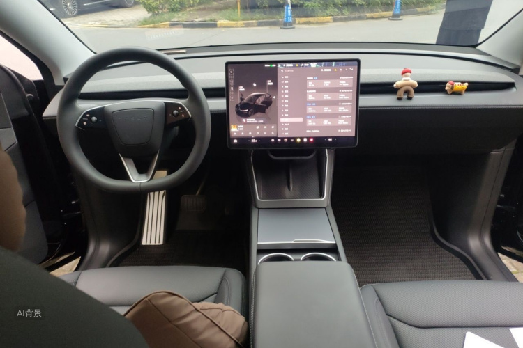 Tesla Model Y 2025 #11 Tesla Model Y 2025 car image #11