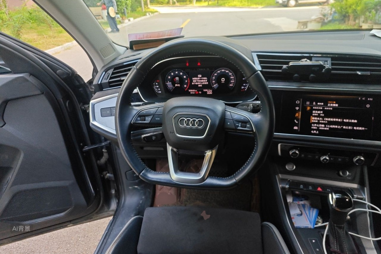 Audi Q3 2020 #12 Audi Q3 2020 car image #12