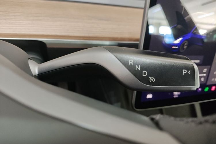 Tesla Model 3 2021 #14 Tesla Model 3 2021 car image #14