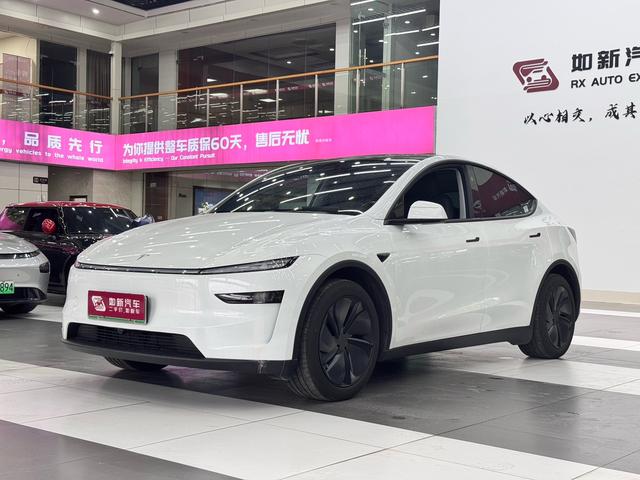 Tesla Model Y 2025 #16 Tesla Model Y 2025 car image #16