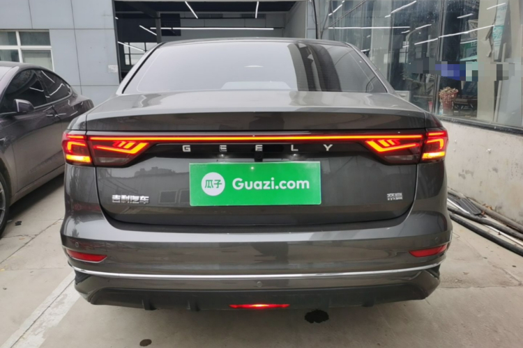 GEELY Emgrand 2024 imagen de coche #6