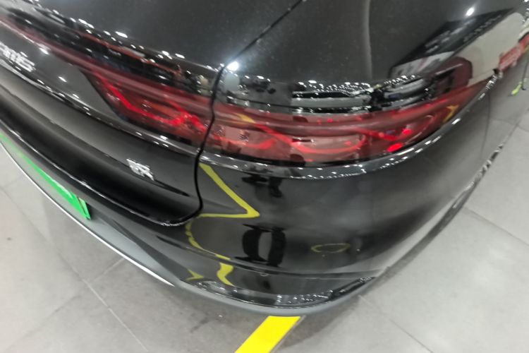 BYD Han 2024 car image #8