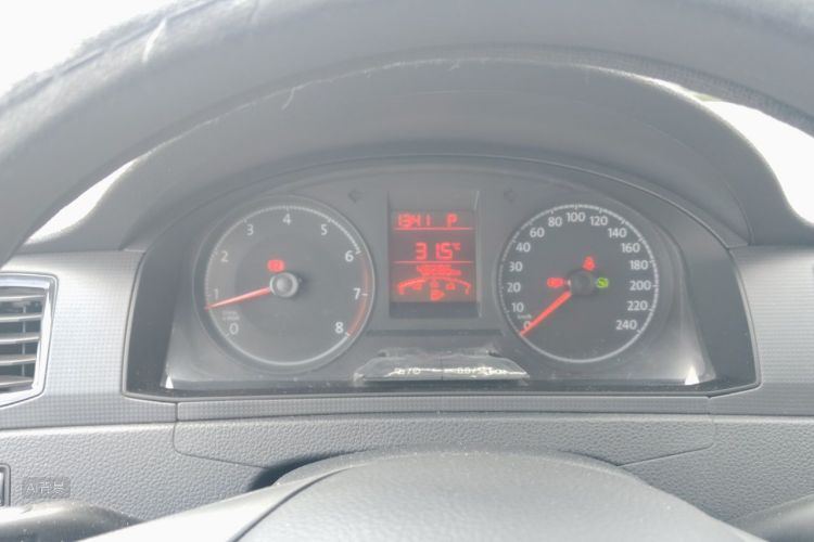 Volkswagen Santana 2022 car image #13