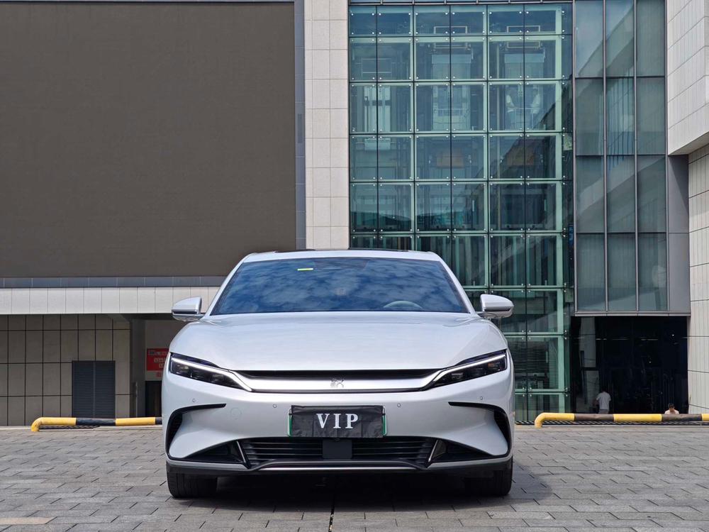 BYD Han 2025 immagine di auto #2