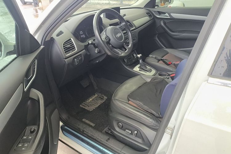 Audi Q3 2018 #16 Audi Q3 2018 car image #16