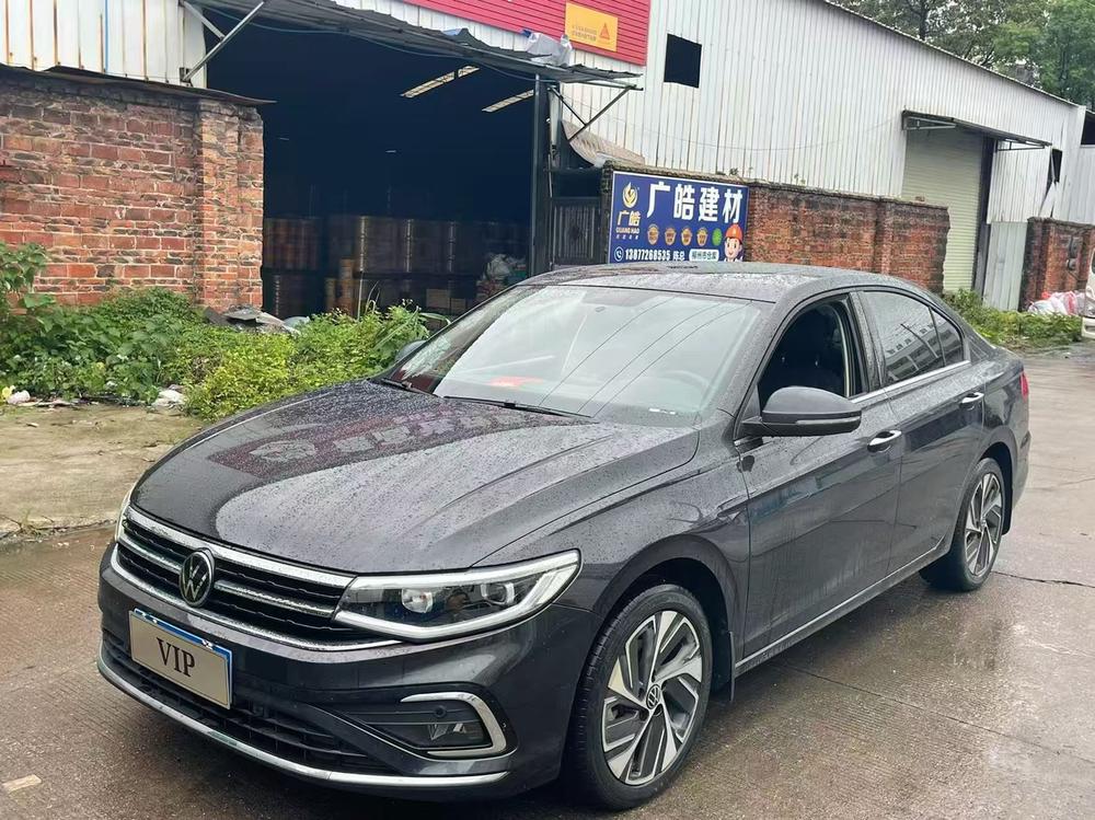 Volkswagen Bora 2023 immagine di auto 